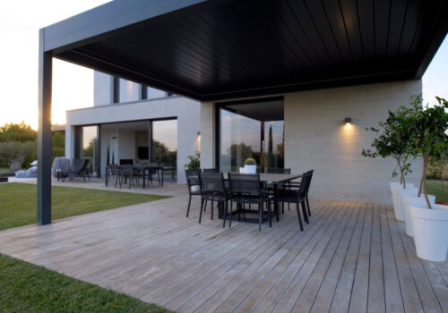 5 Transformative Outdoor Remodeling Ideas to Elevate Your Tampa Property